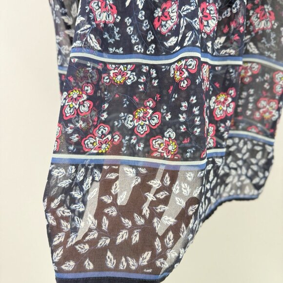 GAP Tie Neck Sheer Chiffon Blue Floral Flutter Sleeve Blouse Sz L Preppy Boho - Picture 4 of 8
